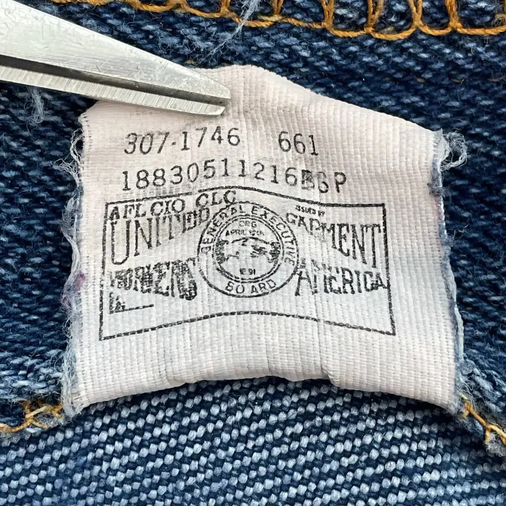 Vintage Lee Jeans Womens 38 USA Union Made High Rise Straight Leg Blue Mom Denim